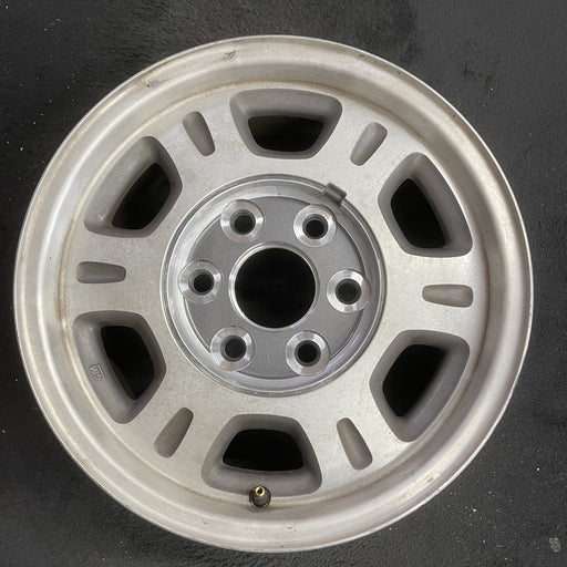 16" SAFARI 03-05 16x7 Original OEM Wheel Rim - Angle View