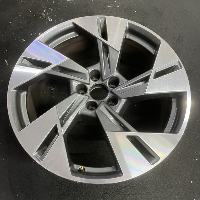 20" E-TRON 20 20x9 Original OEM Wheel Rim - Side Profile