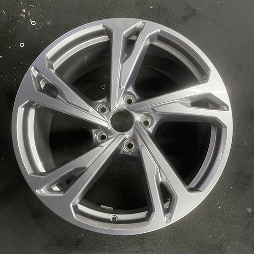 20" E-TRON GT 22-24 20x9, silver Original OEM Wheel Rim - Additional View