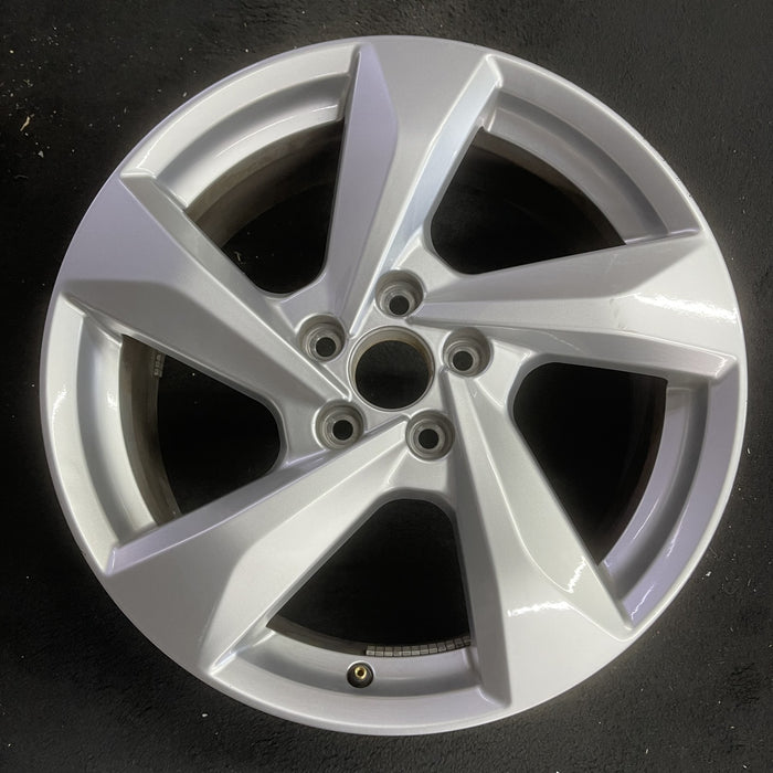 18" AUDI Q3 19-20 18x7 , Original OEM Wheel Rim - Angle View