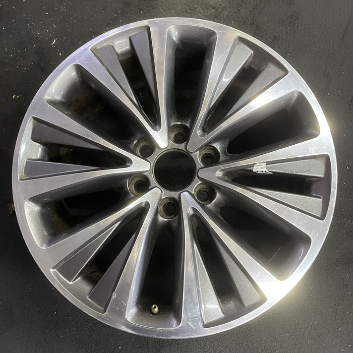 20" NAVIGATOR 15-17 20x8.5 , , machined face Original OEM Wheel Rim - Angle View
