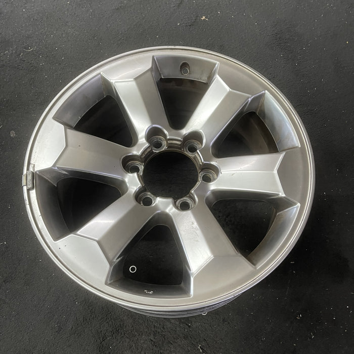 18" 4 RUNNER 06-09 18x7.5 Original OEM Wheel Rim - Close-Up Detail