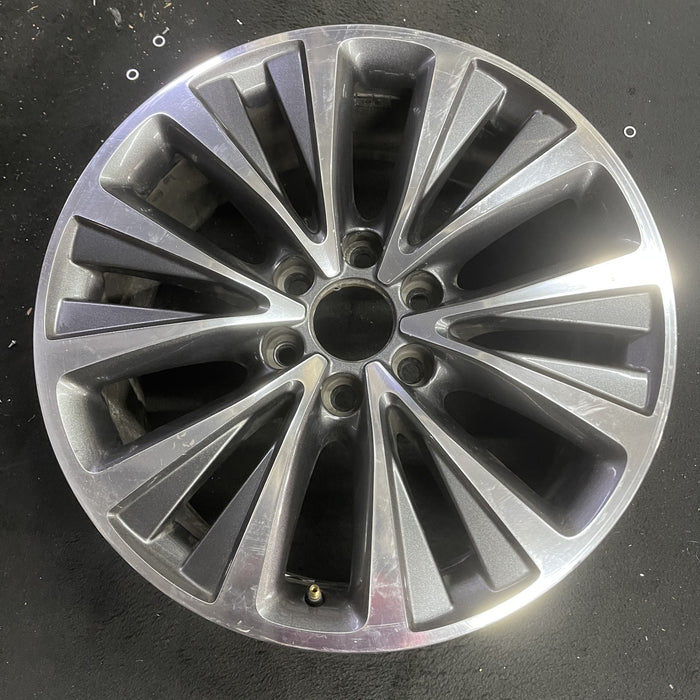 20" NAVIGATOR 15-17 20x8.5 , , machined face Original OEM Wheel Rim - Angle View