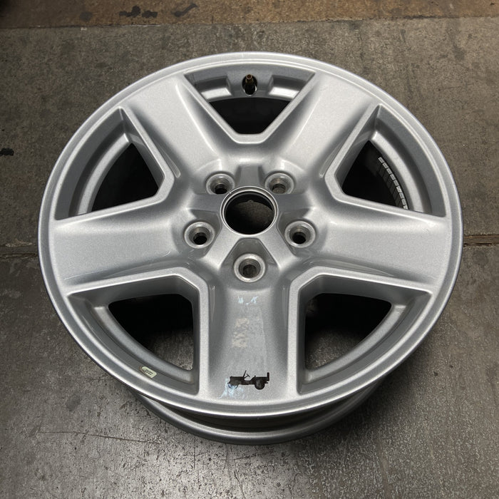 17" GLADIATOR 20 17x7.5, aluminum, , solid spoke, w/recessed spoke Original OEM - Close-Up Detail
