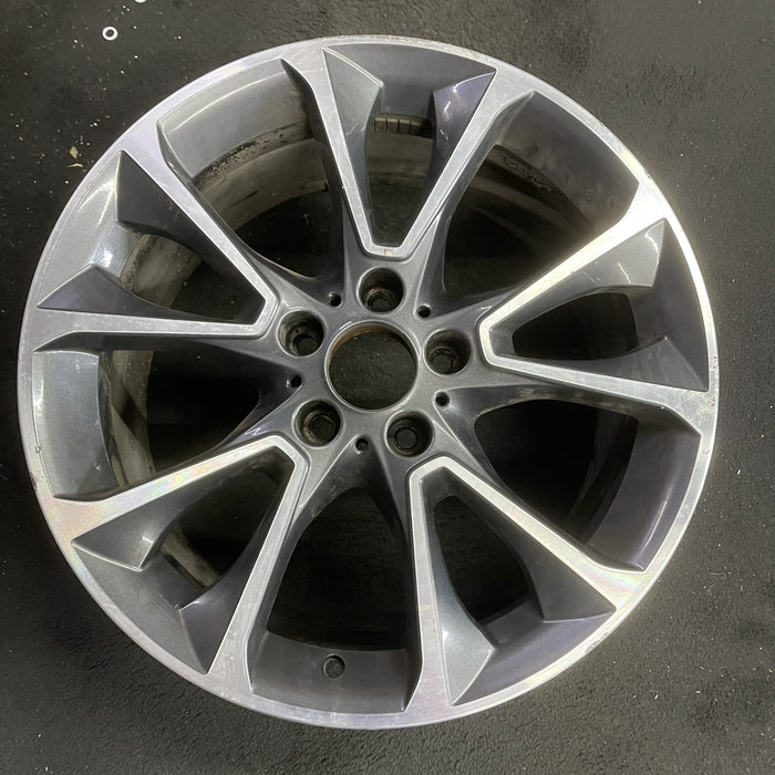 19" BMW X5 14-18 19x9 , 5 spoke, V spoke, narrow spoke Original OEM Wheel Rim - Angle View