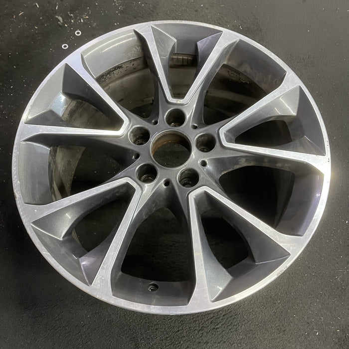 19" BMW X5 14-18 19x9 , 5 spoke, V spoke, narrow spoke Original OEM Wheel Rim - Side Profile