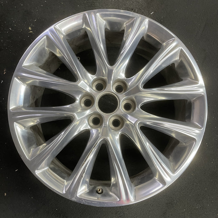 20" ENCLAVE 18-20 20x8, 12 spoke, opt SQ7 Original OEM Wheel Rim - Angle View