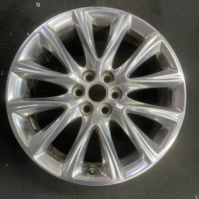 20" ENCLAVE 18-20 20x8, 12 spoke, opt SQ7 Original OEM Wheel Rim - Angle View