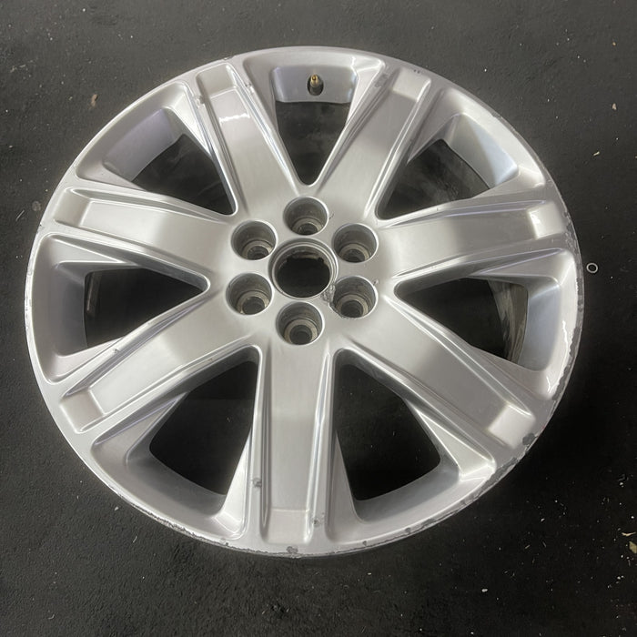 20" SRX 16 20x8, 7 spoke, Original OEM Wheel Rim - Close-Up Detail