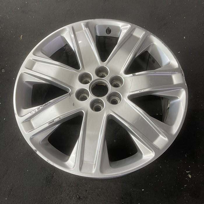 20" SRX 16 20x8, 7 spoke, Original OEM Wheel Rim - Close-Up Detail