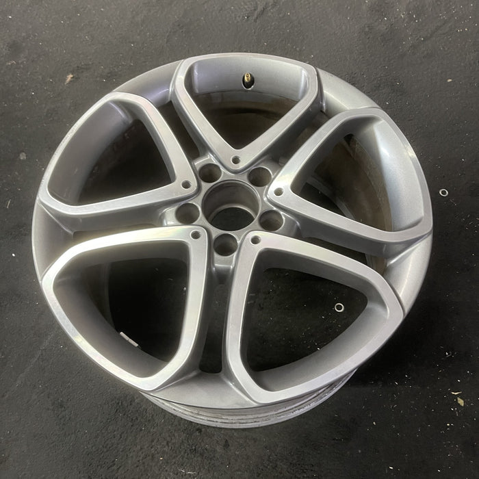 18" MERCEDES CLS-CLASS 15-16 218 Type; CLS400, 18x9.5, 10 spoke Original OEM - Close-Up Detail