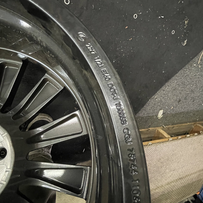 22" GX550 24 22x7.5 Original OEM Wheel Rim - Back View