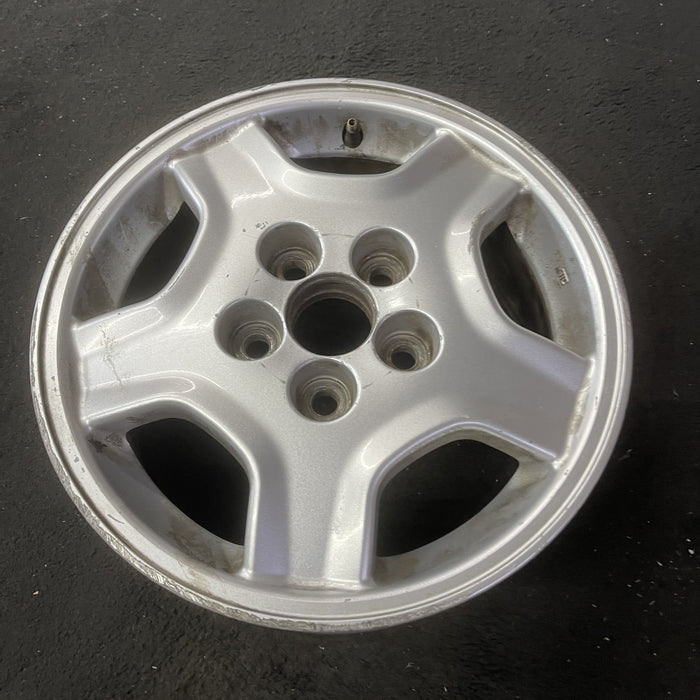 15" CAMRY 02-03 15x6.5, alloy, 5 spoke Original OEM Wheel Rim - Close-Up Detail