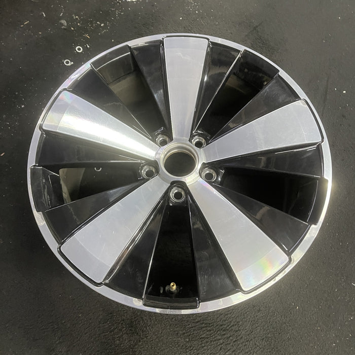 18" BEETLE 12-15 18x8 , 5 spoke Original OEM Wheel Rim - Side Profile
