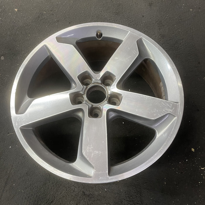 18" AUDI Q3 15-16 18x7 Original OEM Wheel Rim - Close-Up Detail