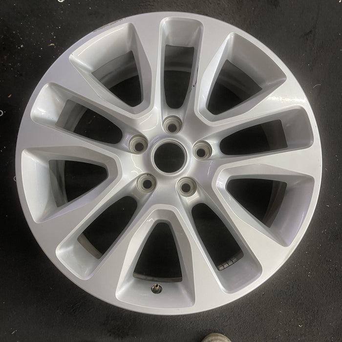 20" GRAND CHEROKEE 17 20x8, 5 spoke , w/o 75th Anniversary package; , silver - Angle View