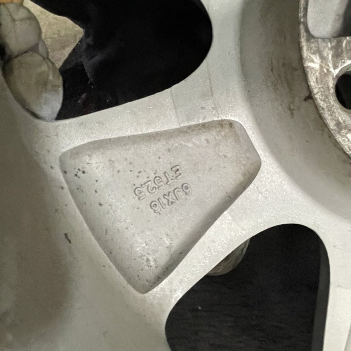 16" FOCUS 00-02 16x6 alloy 6 spoke silver Original OEM Wheel Rim