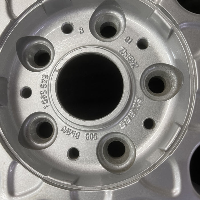 15" BMW 528i 97-00 15x7, alloy, web design Original OEM Wheel Rim