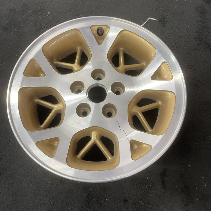 16" GRAND CHEROKEE 96 16x7 Original OEM Wheel Rim - Close-Up Detail