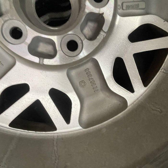 16" GRAND CHEROKEE 96 16x7 Original OEM Wheel Rim - Additional View
