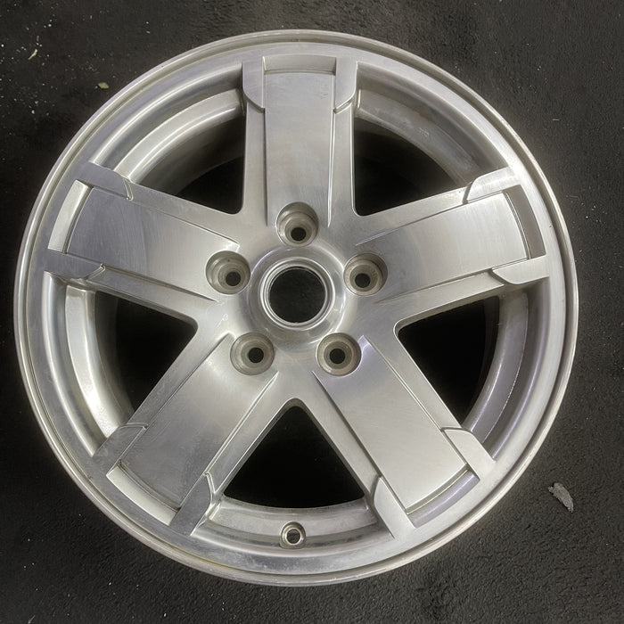 17" GRAND CHEROKEE 06 17x7.5, Overland Original OEM Wheel Rim - Angle View
