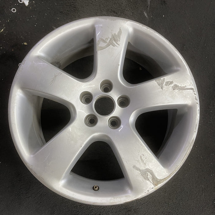 17" BEETLE 06-07 17x7 , 5 spoke , recessed center cap Original OEM Wheel Rim - Angle View