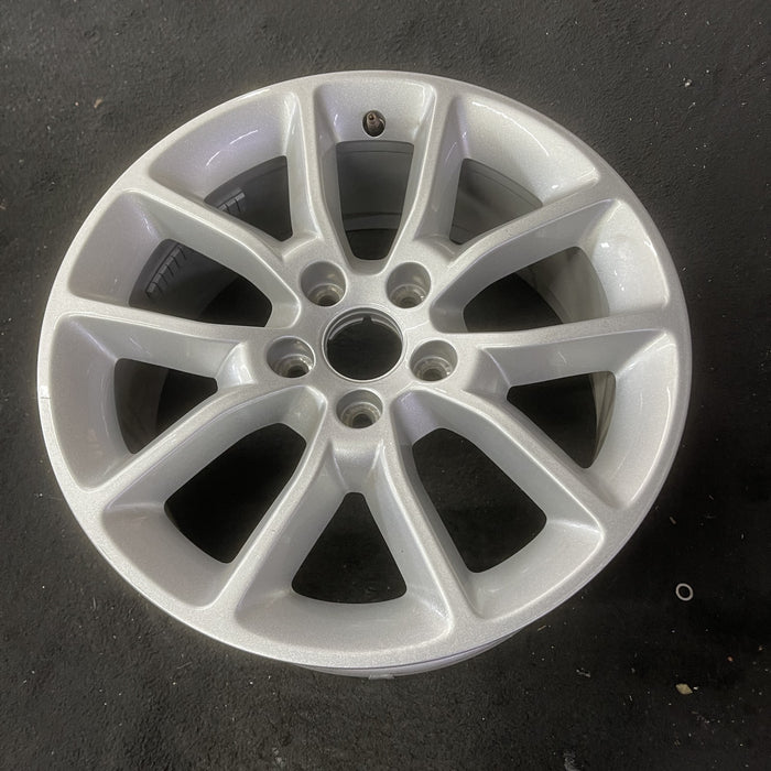 17" EDGE 13-14 17x7.5 , , , 5 Y spoke Original OEM Wheel Rim - Close-Up Detail