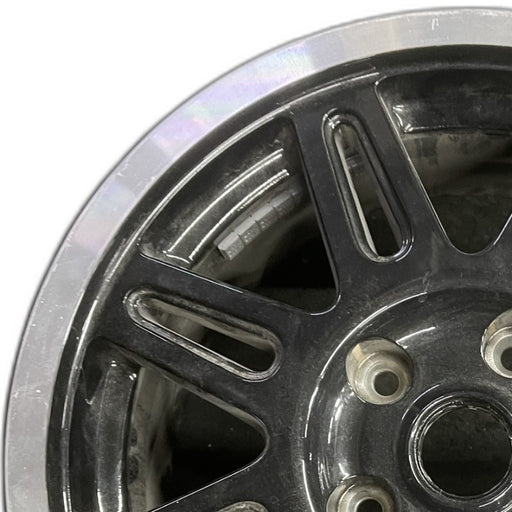 17" WRANGLER 09-10 17x7.5 8 split spokes machined spokes with black pockets - Angle View