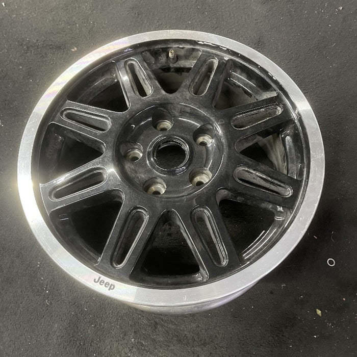 17" WRANGLER 09-10 17x7.5 8 split spokes machined spokes with black pockets - View 8