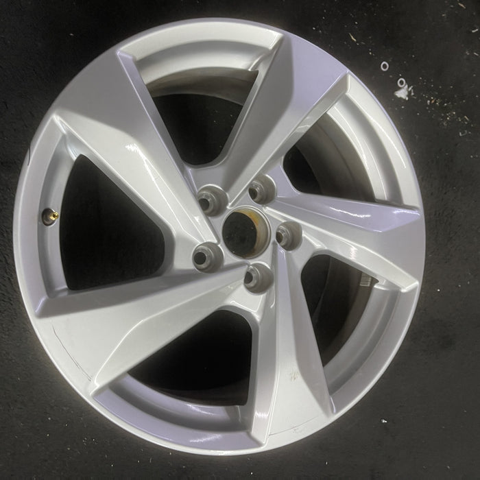 18" AUDI Q3 19-20 18x7 , Original OEM Wheel Rim - Side Profile