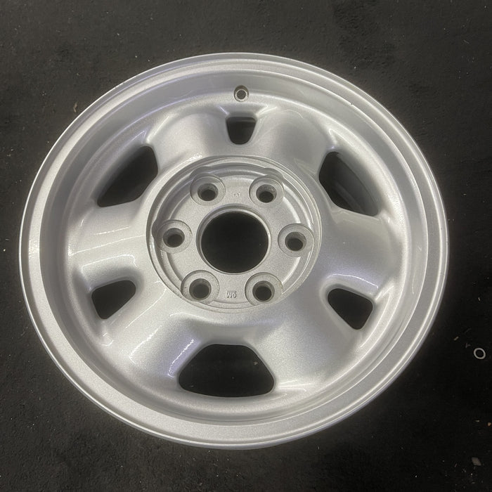 16" SAVANA 1500 VAN 03-04 16x7, Original OEM Wheel Rim - Close-Up Detail