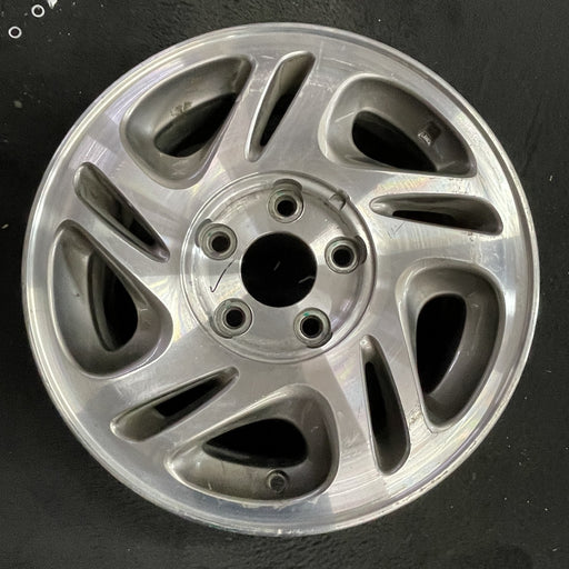 15" QUEST 96-98 15x6.5 , GXE Original OEM Wheel Rim - Angle View