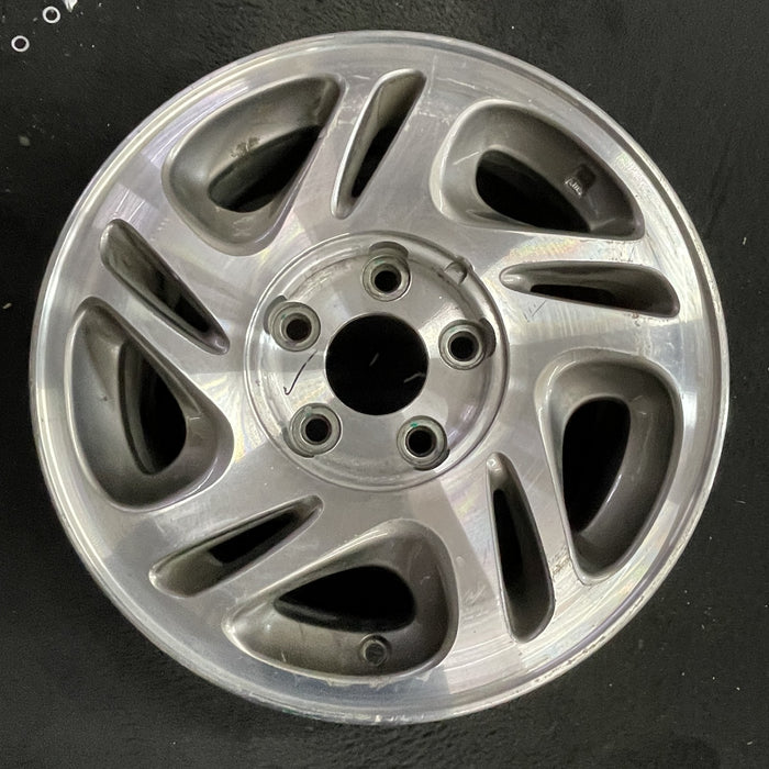 15" QUEST 96-98 15x6.5 , GXE Original OEM Wheel Rim - Angle View