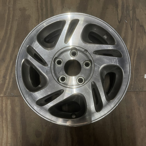 15" QUEST 96-98 15x6.5 , GXE Original OEM Wheel Rim - Angle View