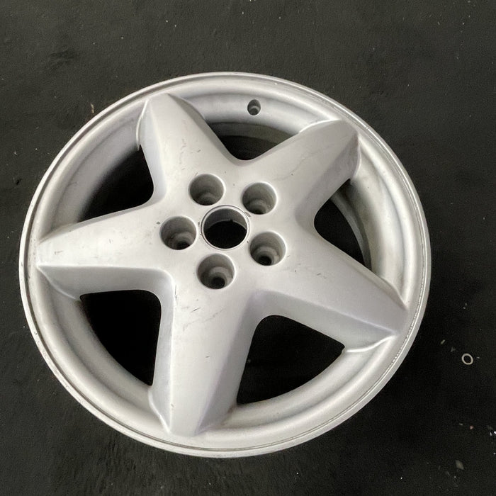 16" CAVALIER 95-99 16x6 Original OEM Wheel Rim - Close-Up Detail