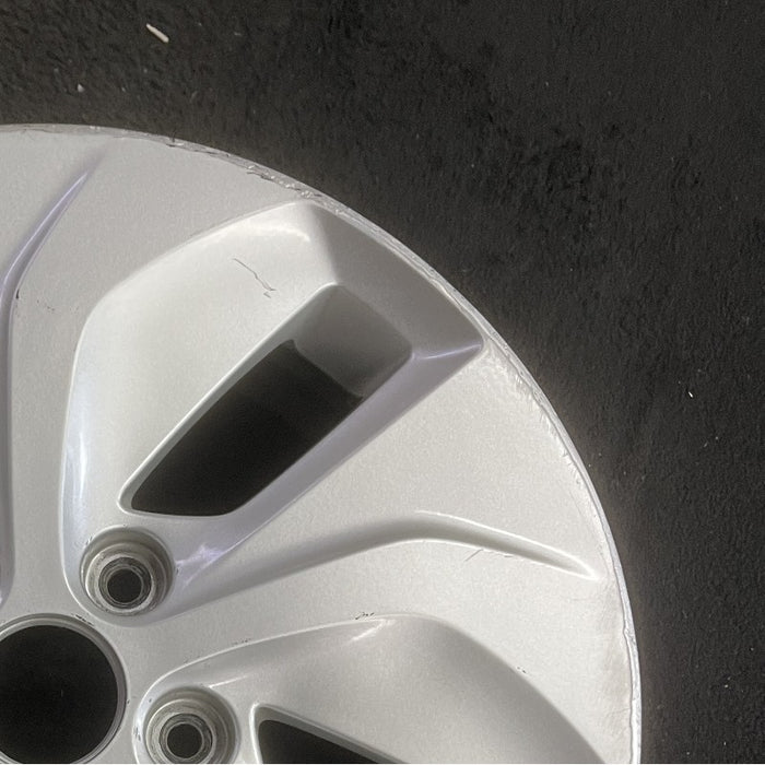 16" SONATA 13 16x6.5 alloy 5 spoke Hybrid Original OEM Wheel Rim - Close-Up Detail