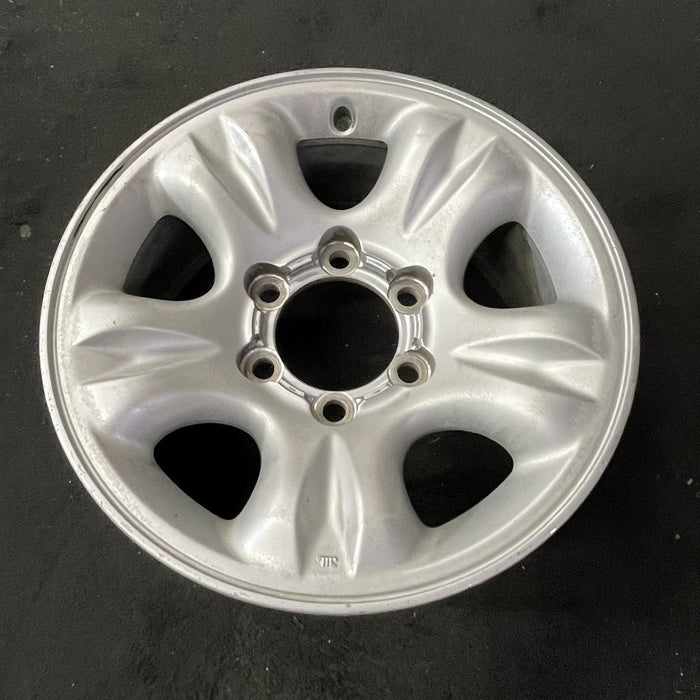 16" 4 RUNNER 01-02 16x7, alloy, 10 spoke Original OEM Wheel Rim - Close-Up Detail