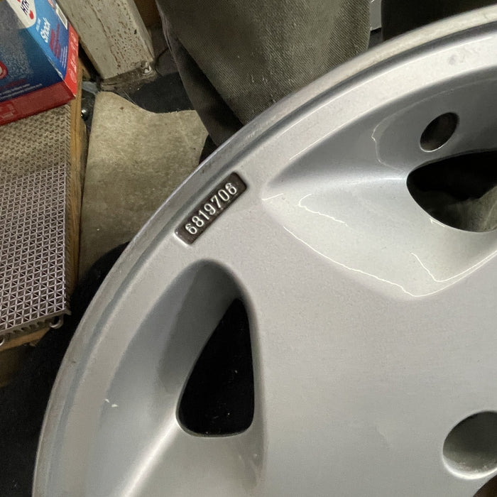 16" VOLVO 960 95 16x6.5 Original OEM Wheel Rim - Back View