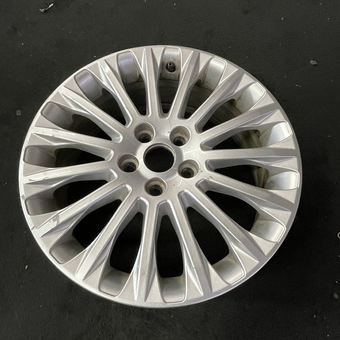 17" FOCUS 12 17x7 , 15 spoke, gasoline Original OEM Wheel Rim - Close-Up Detail