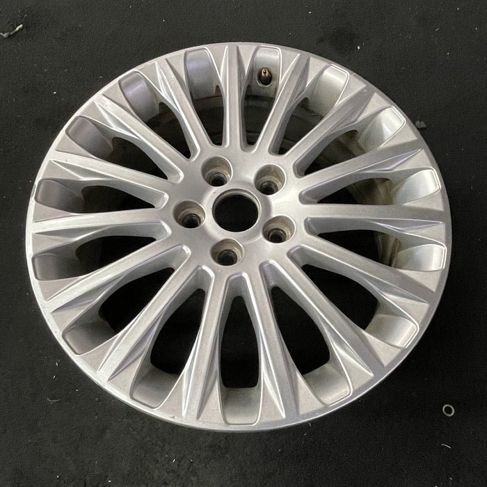 17" FOCUS 12 17x7 , 15 spoke, gasoline Original OEM Wheel Rim - Close-Up Detail
