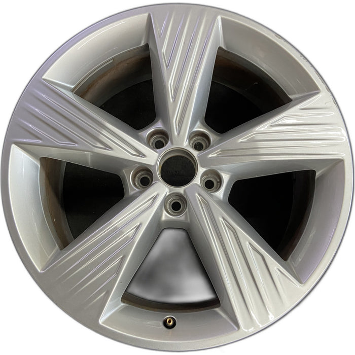 19" Q4 22-24 19x8, , single spoke Original OEM Wheel Rim - Front View