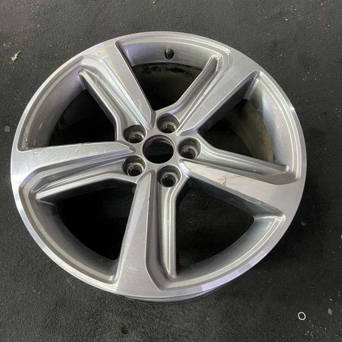 18" EDGE 19 18x8 , 5 spoke, machined face with pockets Original OEM Wheel Rim - Close-Up Detail