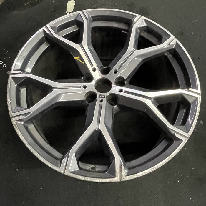 21" BMW X5 19-20 21x10.5, , , narrow spoke end Original OEM Wheel Rim - Side Profile