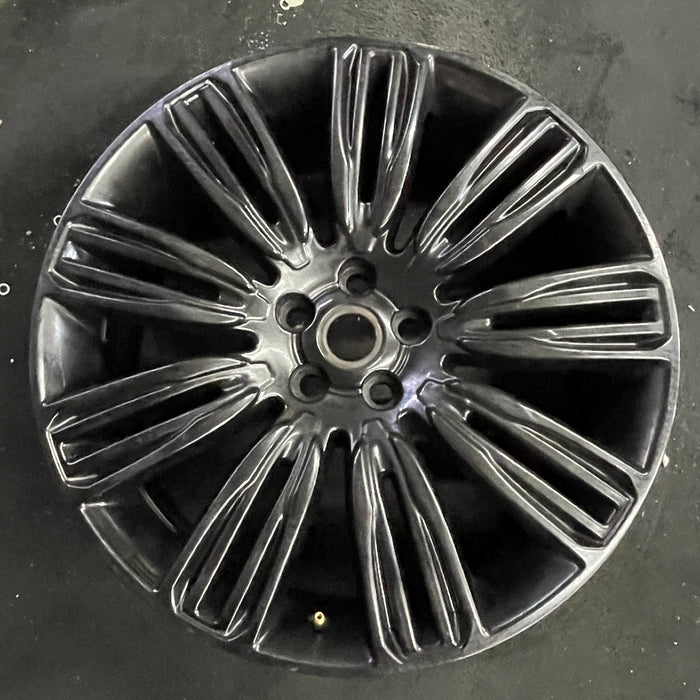 22" RANGE ROVER 19-21 22x9.5 , 9 spoke , black Original OEM Wheel Rim - Additional View