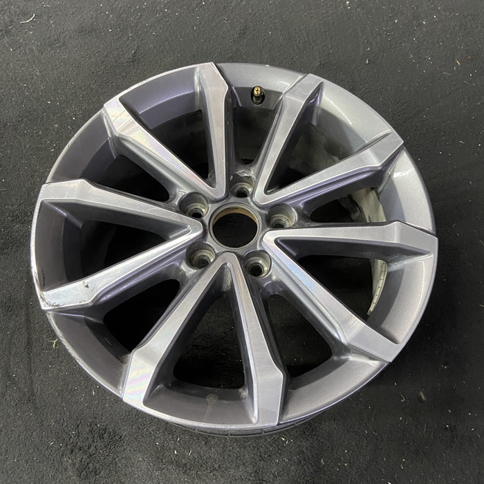 17" INTEGRA 23-24 17x7 Original OEM Wheel Rim - Close-Up Detail
