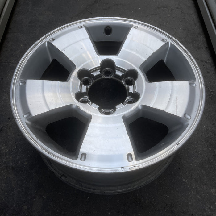 17" 4 RUNNER 03-09 17x7.5, 5 spoke Original OEM Wheel Rim - Close-Up Detail