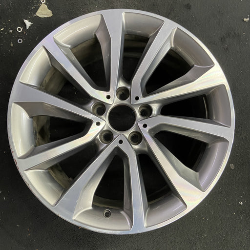 19" BMW X6 15-17 19x9 , , V spoke, w/dimples between lugs, 48mm offset Original - Angle View