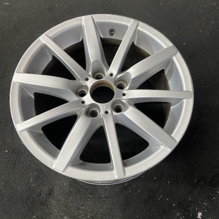 17" BMW 323i 08-12 17x8.5 , 10 spoke, alternating spoke Original OEM Wheel Rim - Close-Up Detail