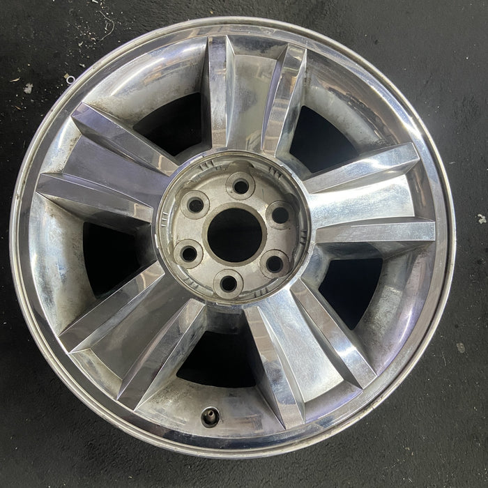 20" AVALANCHE 1500 09-10 20x8.5, 5 spoke, covered lug nuts, grooved spoke - Angle View