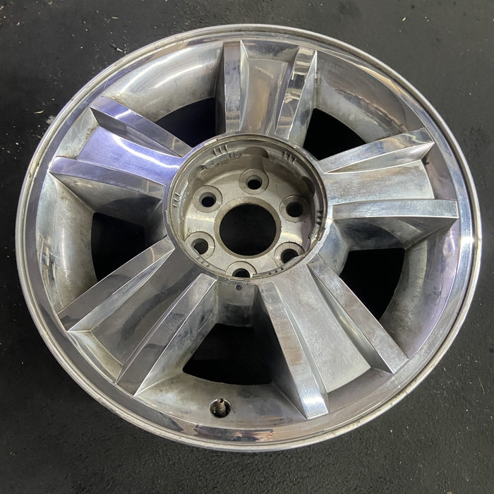20" AVALANCHE 1500 09-10 20x8.5, 5 spoke, covered lug nuts, grooved spoke - Side Profile
